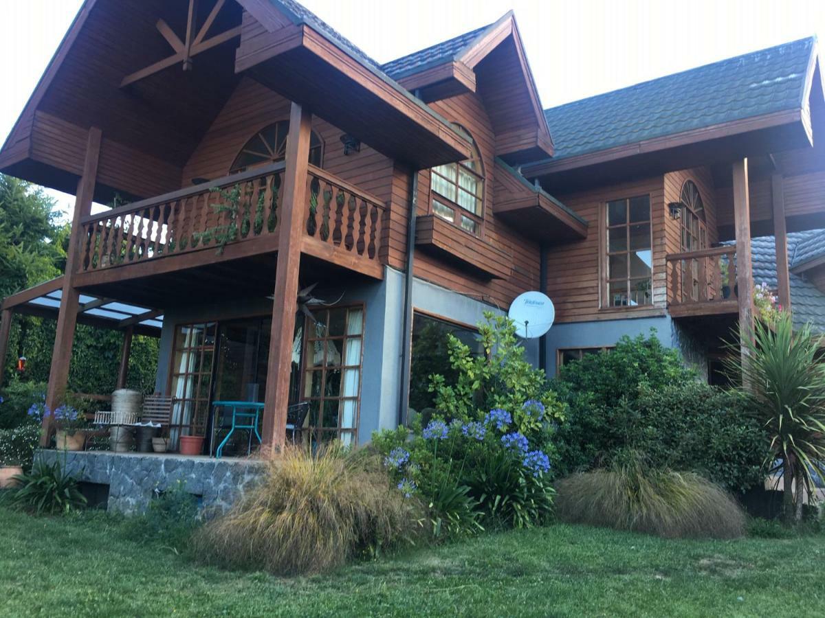 Hotel Casa Marron Villarrica Exteriör bild
